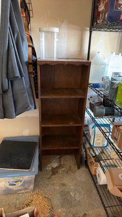 Shelving sturdy and Dutch styled