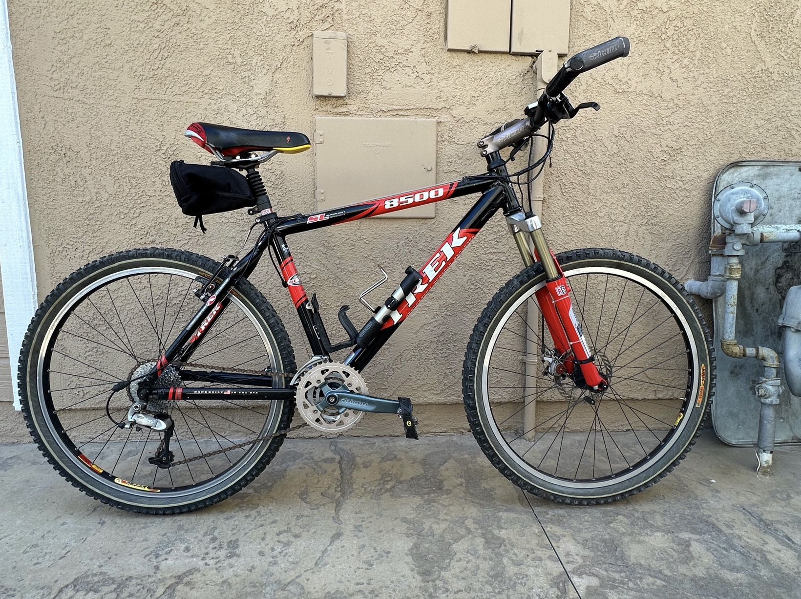 Trek 8500 for sale deals