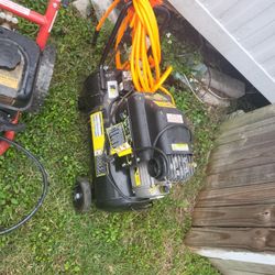 Air Compressor 
