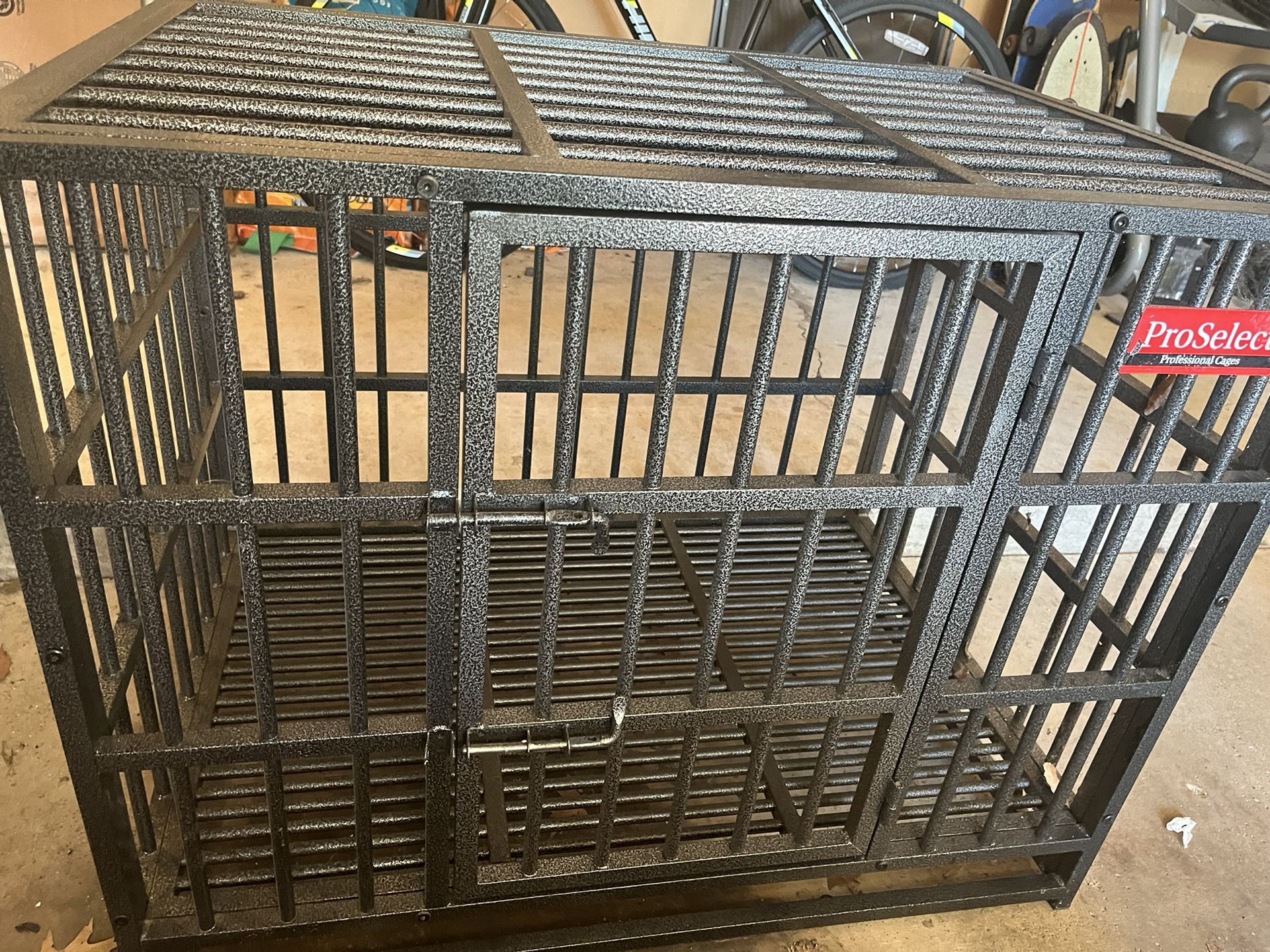 Preselect Dog Cage