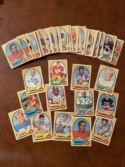 1970 Topps Football (75) Lot Lilly, Page, Brodie, Dryer