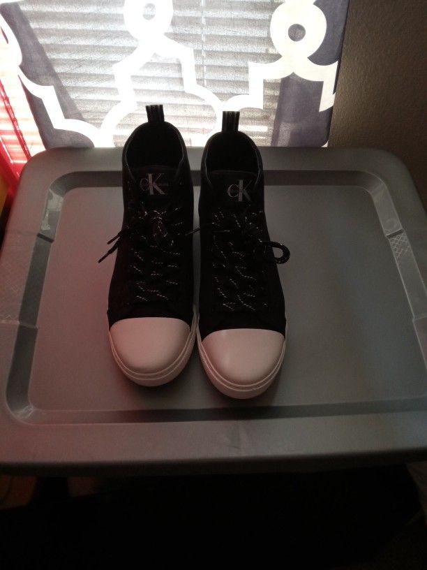 Mens High Top Calvin Klein Shoes Pickup Only!!