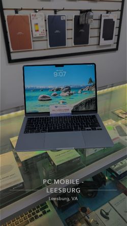 2025 Apple MacBook Air 13-inch M4 16gb RAM 512 SSD