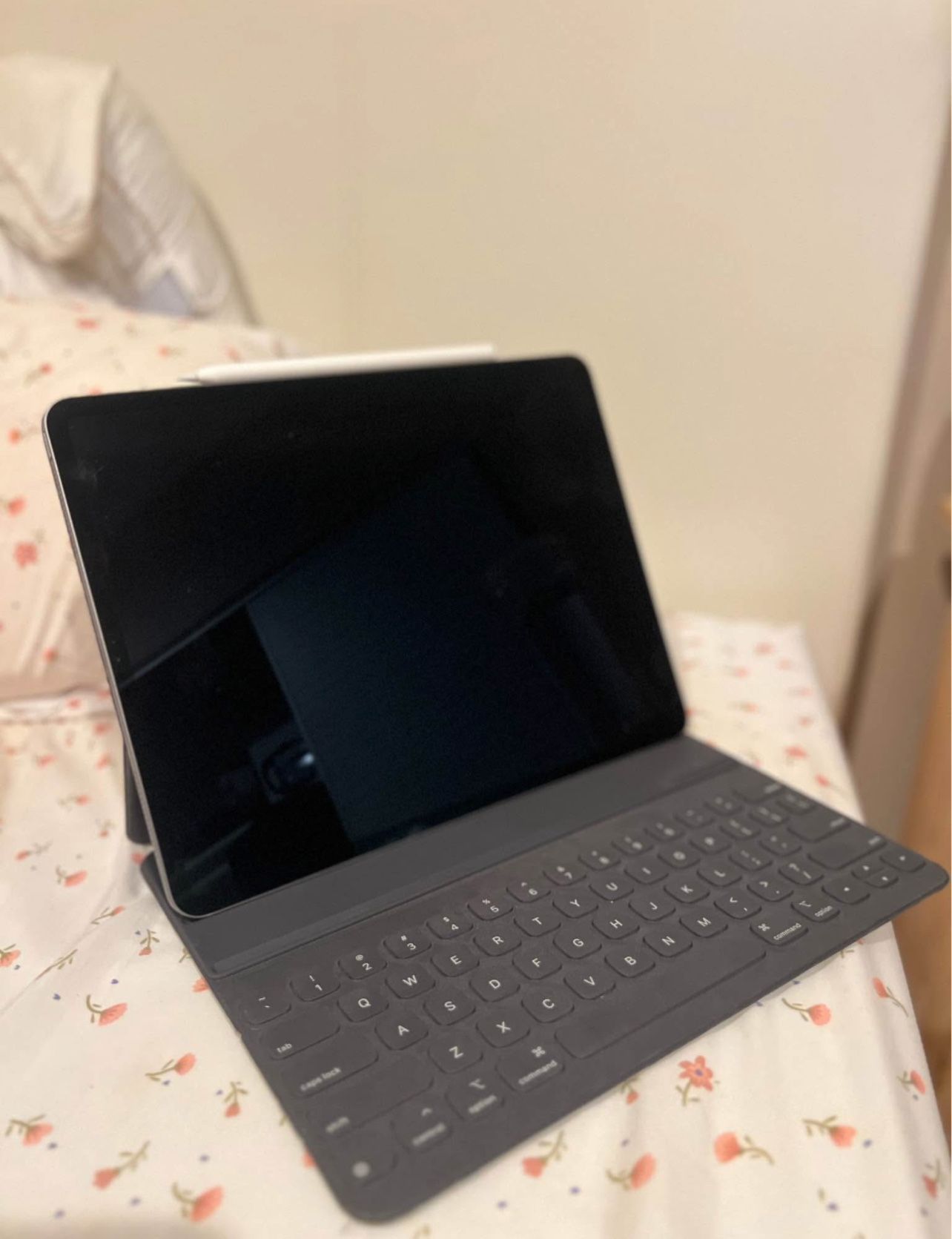 iPad Pro 256GB 12.9in 3rd gen - Pen And Keyboard Included
