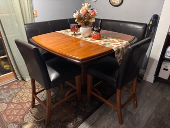 Dining set