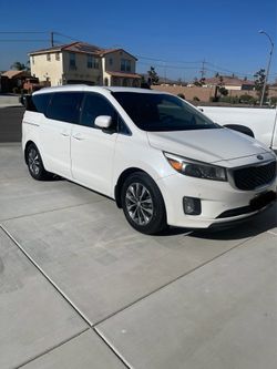 2017 KIA Sedona