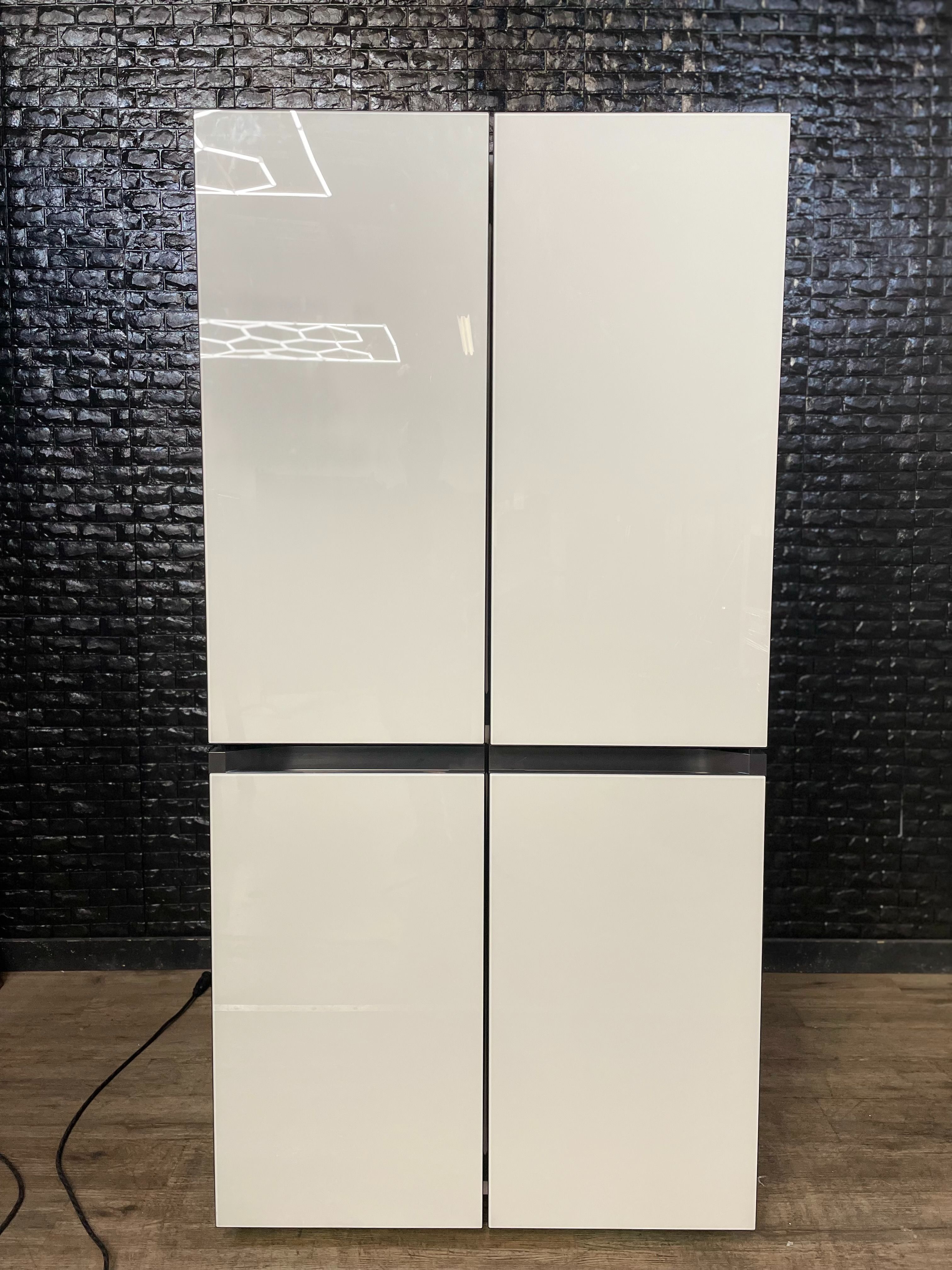 SAMSUNG BESPOKE FLEX REFRIGERATOR w/WARRANTY! R2848A