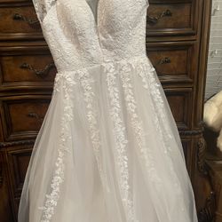 Wedding Dress Size XS 0 Or 2 
