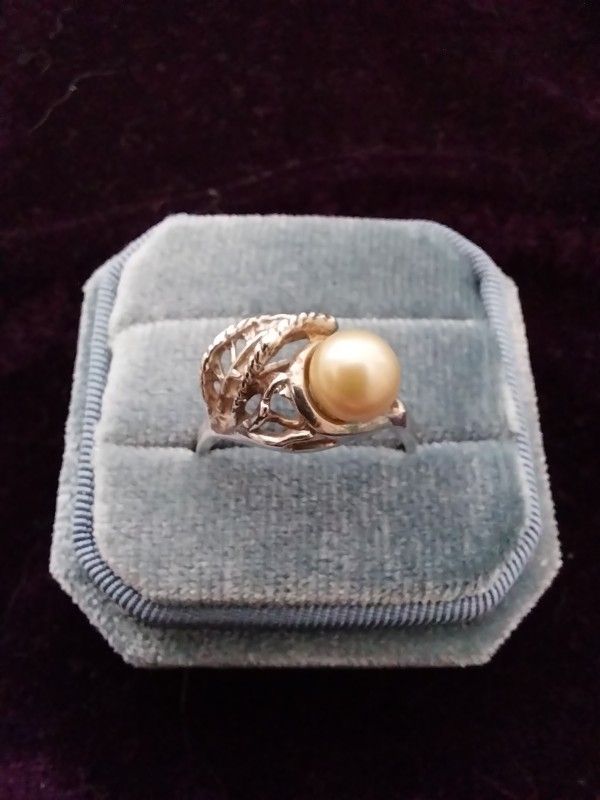Vintage Pearl Ring