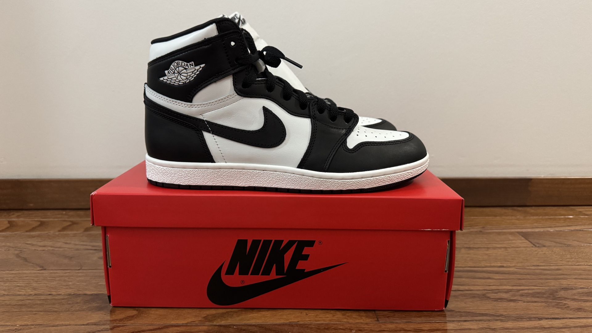 Air Jordan 1 Retro High '85 OG “Black & White” - Size 10 Men’s