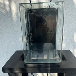 5 Gallon Fish Tank