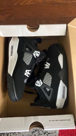 Jordan 4 white thunder