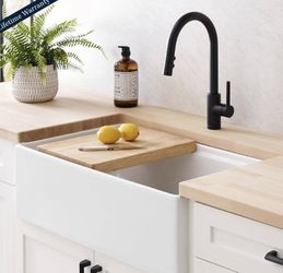 Bradstreet II 33 in. Farmhouse Apron Front Undermount Single Bowl Crisp White Fireclay Workstation Kitchen Sink