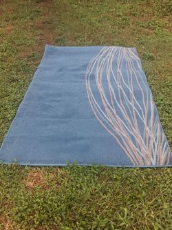 NICE 5 BY 7 AREA RUGS