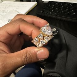 Woman’s Ring 18k Gold