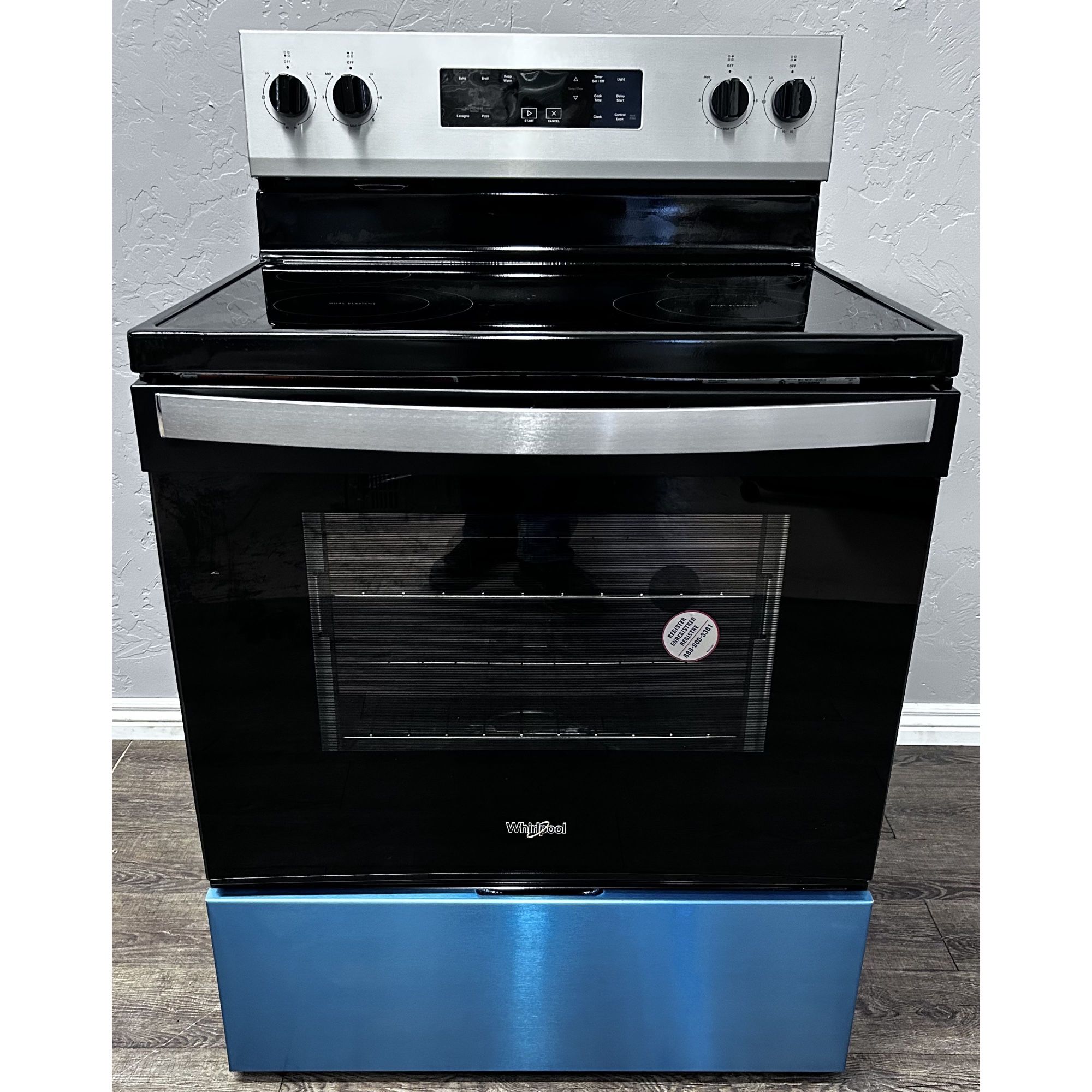 NEW- OPEN BOX! Whirlpool 5.3 Cu. Ft. Electric Range WFES3030RS