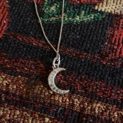 Silver moon necklace