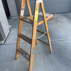 4 Foot Wood Ladder