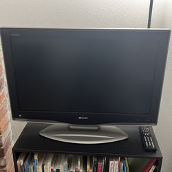 Sharp TV 32”