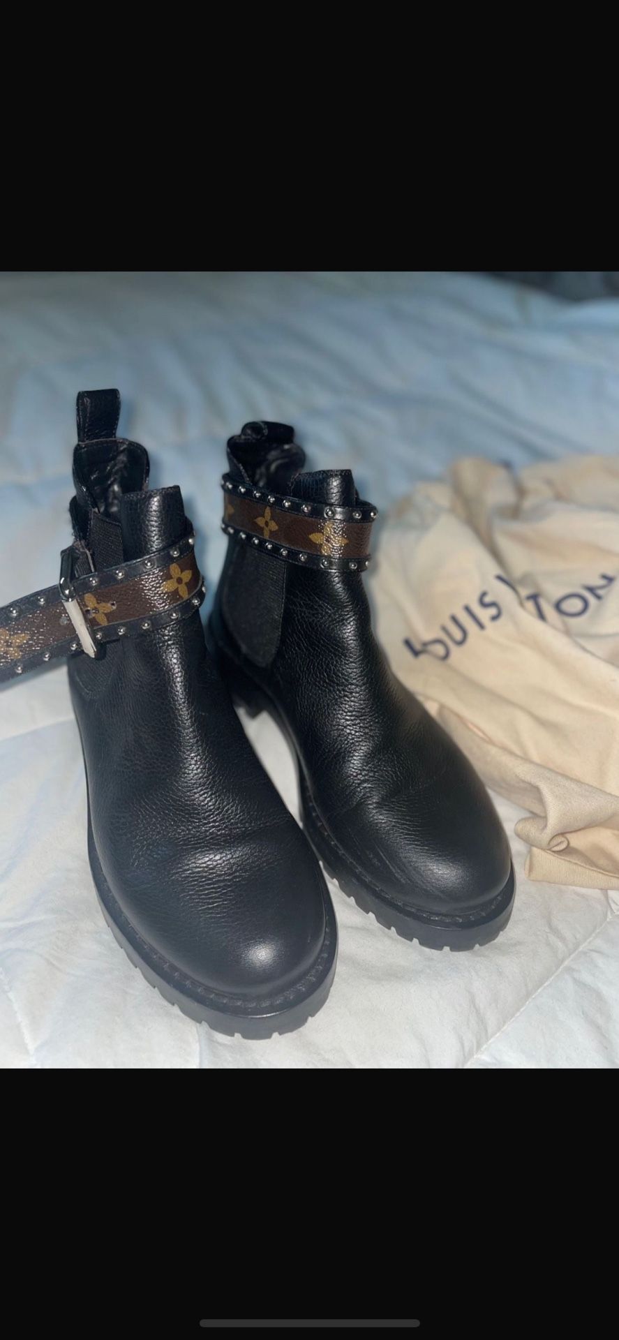 Louis Vuitton Booties Jewelry Accessories