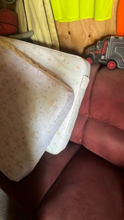 Two Crib Mattress Like New 20$