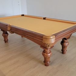Pool Table 8ft ( Free Delivery & Set Up & Color Felt Of Your Choice )