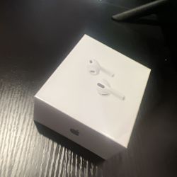 Apple AirPods Pro 2 Wireless Bluetooth Earbuds MagSafe Case Noise Cancellation