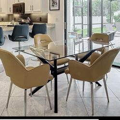 Dinner Table And Chairs 