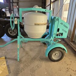 IMER workman 250 Multi Mixer. Excellent Condition $2300 OBO! 