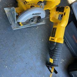 Dewalt saw