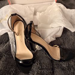 Woman’s High heel Shoes 