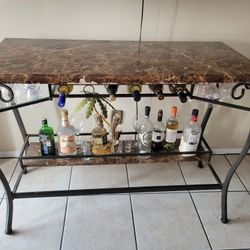 Mueble Para Sus Botellas De Vino Y Copas