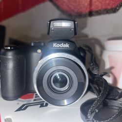 Kodak Pixpro AZ252