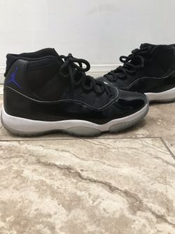 Jordan 11 Space Jams (2016)