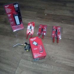 Milwaukee Tools And Lights