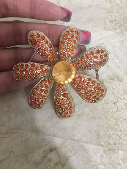 Brooch Pin Available Monday-Friday Closed 🚫 Saturdays Sunday (Limited Availability), Westside near Frank H Peterson High School for pickup Or can be