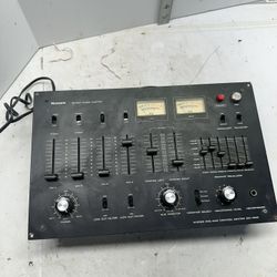 Vintage NUMARK DM-1550 Studio Mixer *Tested*