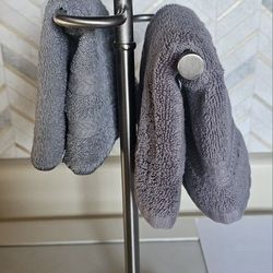 Nickel Finish Bathroom Towel Holder, Like New