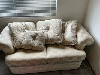 Love seat couch