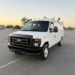 2010 Ford E-250