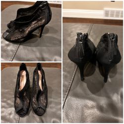 Women’s Lace Heels Size 10. Good condition, will hold with Venmo or if you’re on your way. Located in Murray