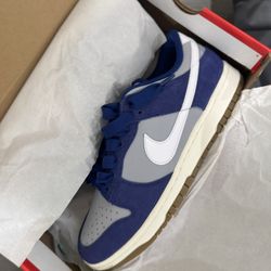 Nike Dunks Sz 9 