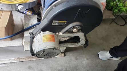 Sprayer for pest control or weeds