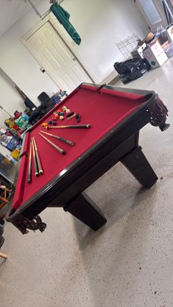 Pool table