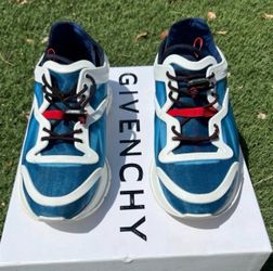 Sz 9.5/10 Men’s Trainers $120 FIRM NO TRADES