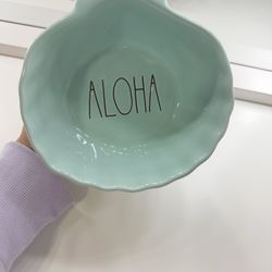 Rae Dunn “Aloha” Sea Shell Bowl 