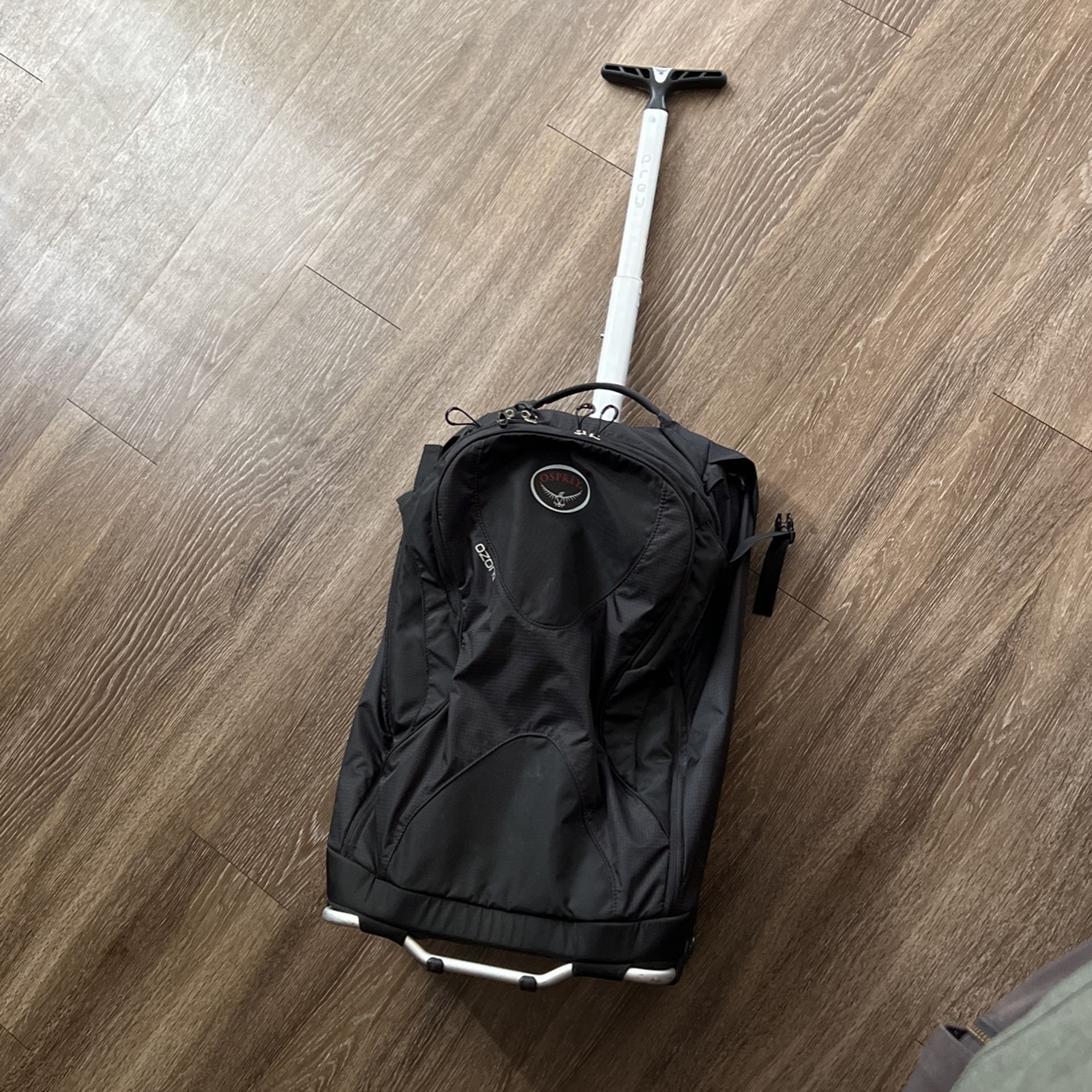 Osprey ozone 22” Roller bag High Road LT