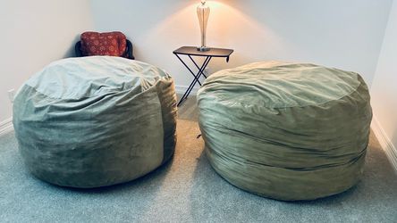 Giant tan/camel  femory foam sofa sacks! Very comfortable – Set of 2