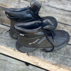 Columbia Boots insulated Great Condition