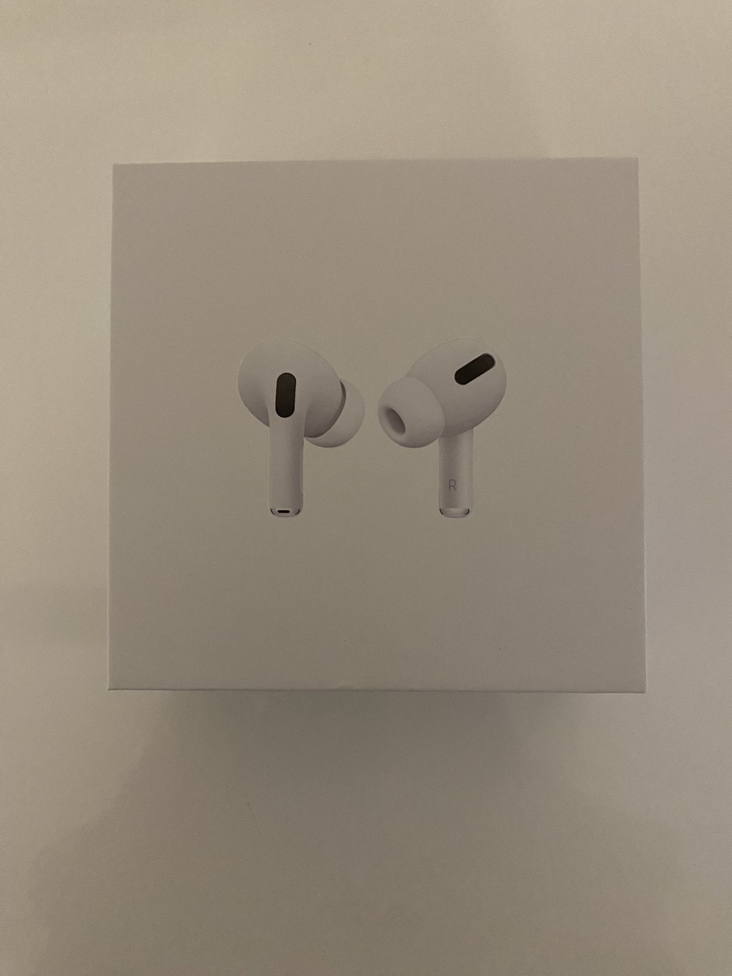 Apple AirPods Pros 1